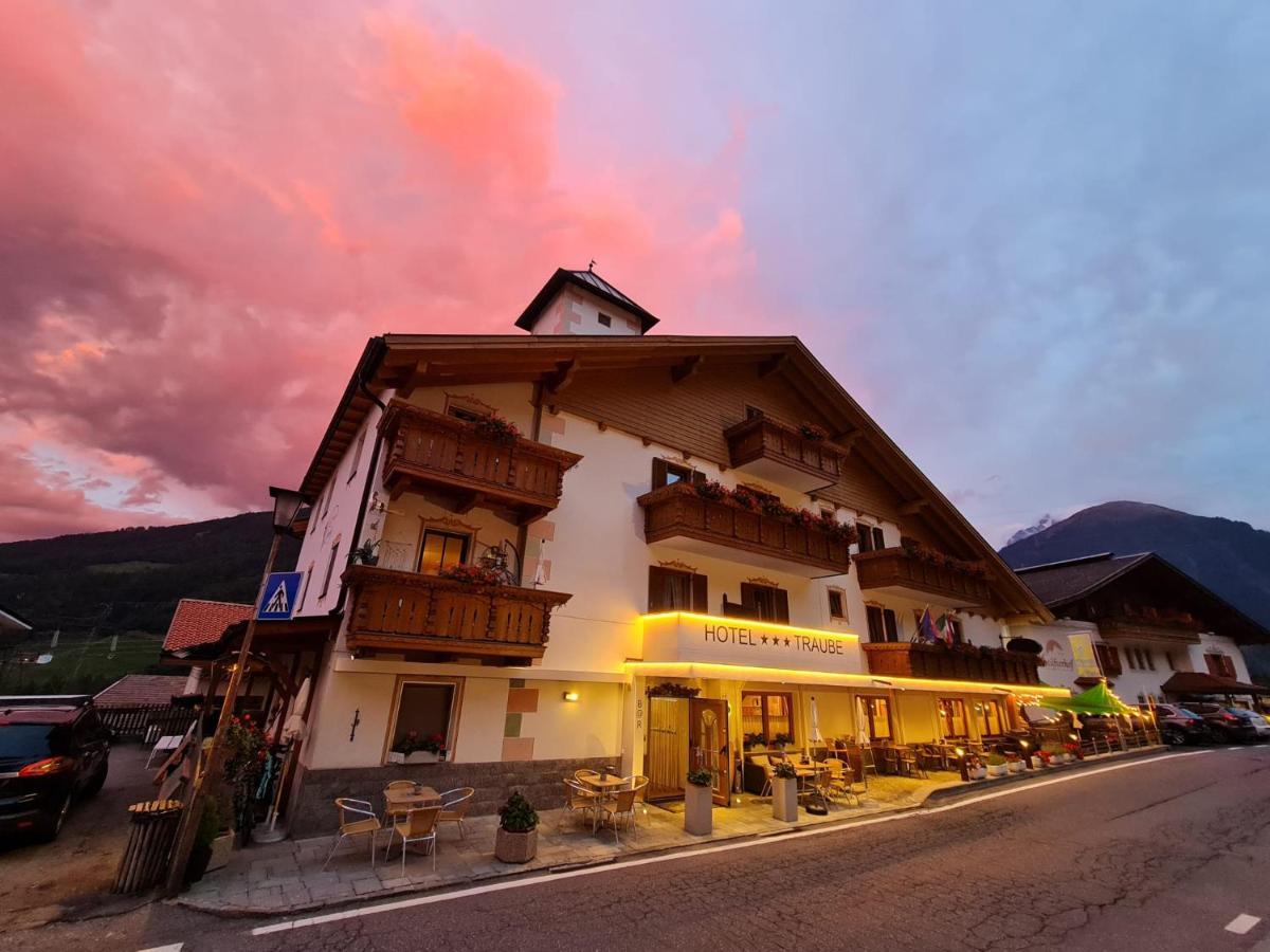 Hotel Traube - Stelvio Exterior photo